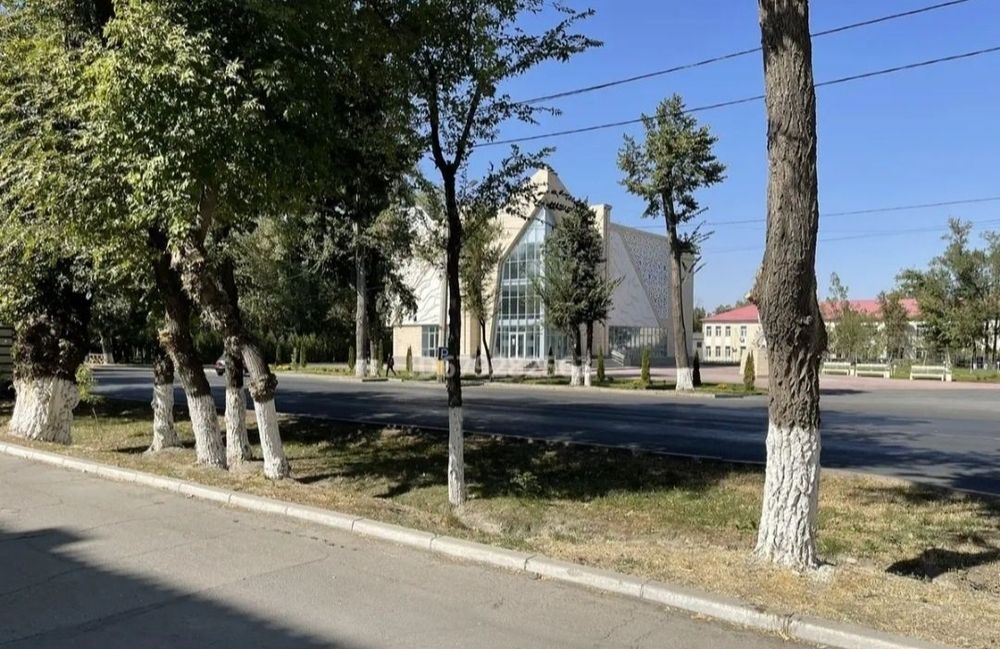 2-комн., Центр, 3 этаж (Казыбек би,115)