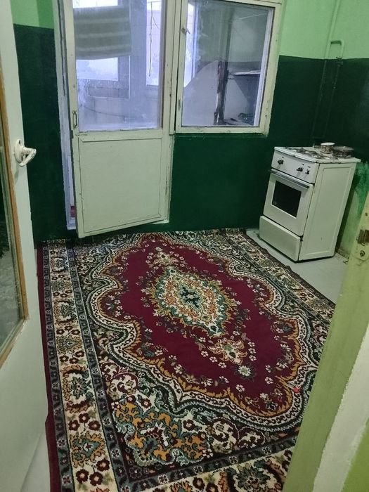 1 xonali kvartira sotiladi yoki obmen