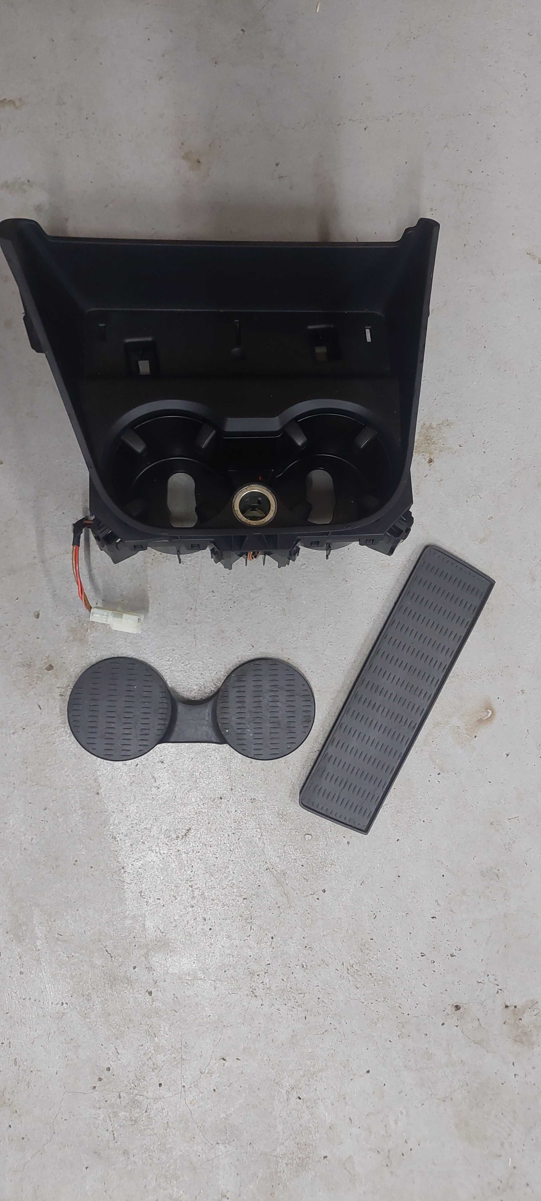 BMW f25 f26 cup holder поставка за чаши - централна конзола
