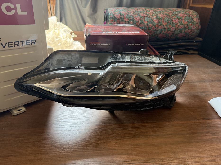 Левая фара от Malibu Xl