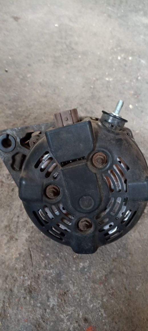 Alternator Toyota RAV4