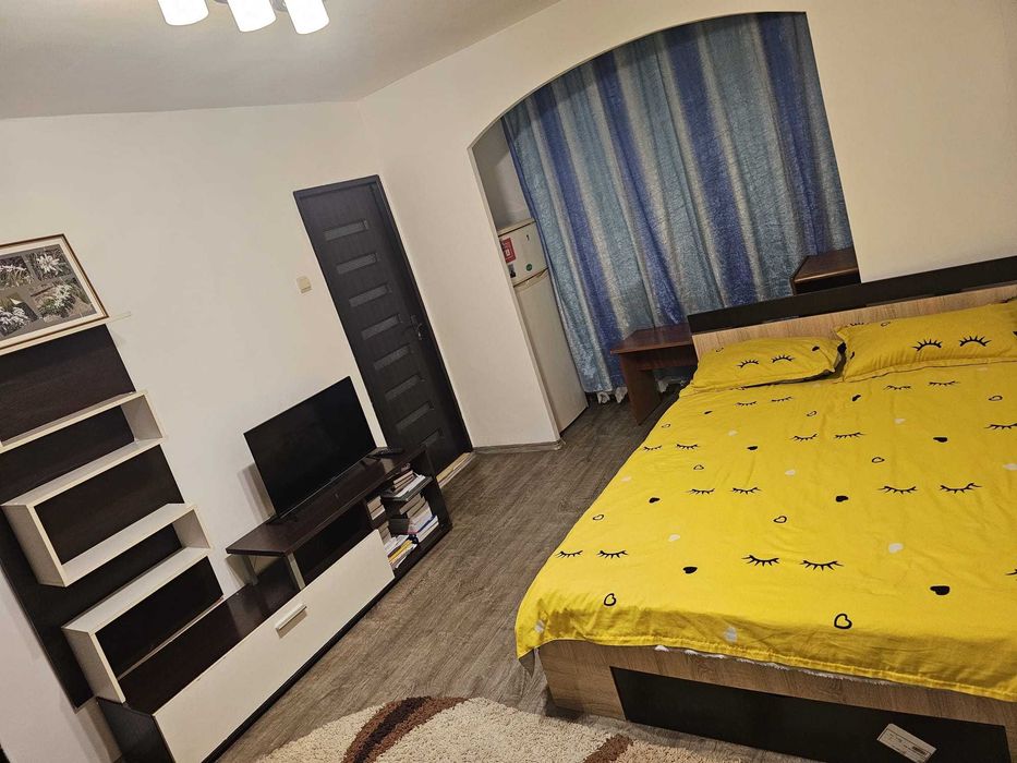 Inchiriez garsoniera confort 1, zona1 MAI, MOBILATA SI UTILATA!