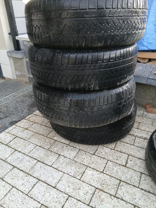 Cauciucuri 235/65/R17 XL Continental