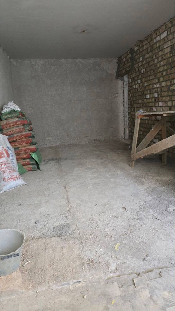 ПРОДАЕТСЯ 3/1/4  на: Ц-14 85м2 коробка