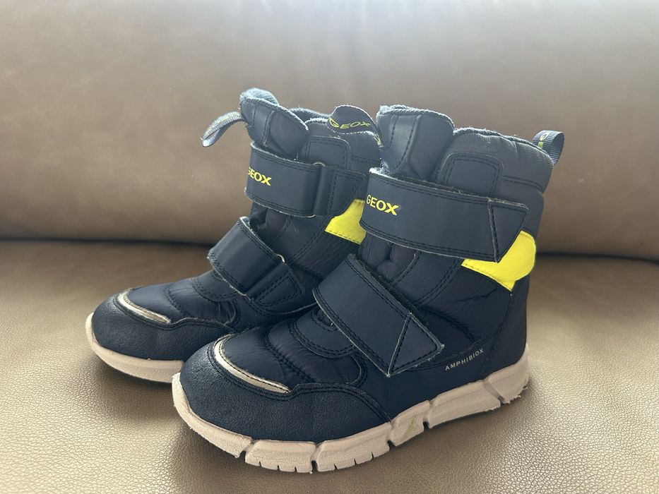 Детски апрески Geox
