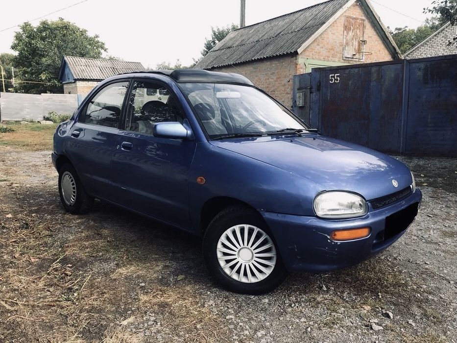 Mazda 121 v1.3 1995 (бензин) СРОЧНО!