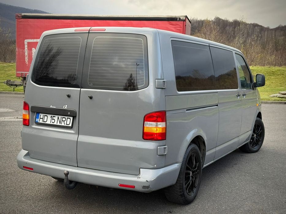 Volkswagen T5 Transporter ~ 2007 ~ Pasul Lung ~ 8+1 Locuri ~ 2.5 TDI