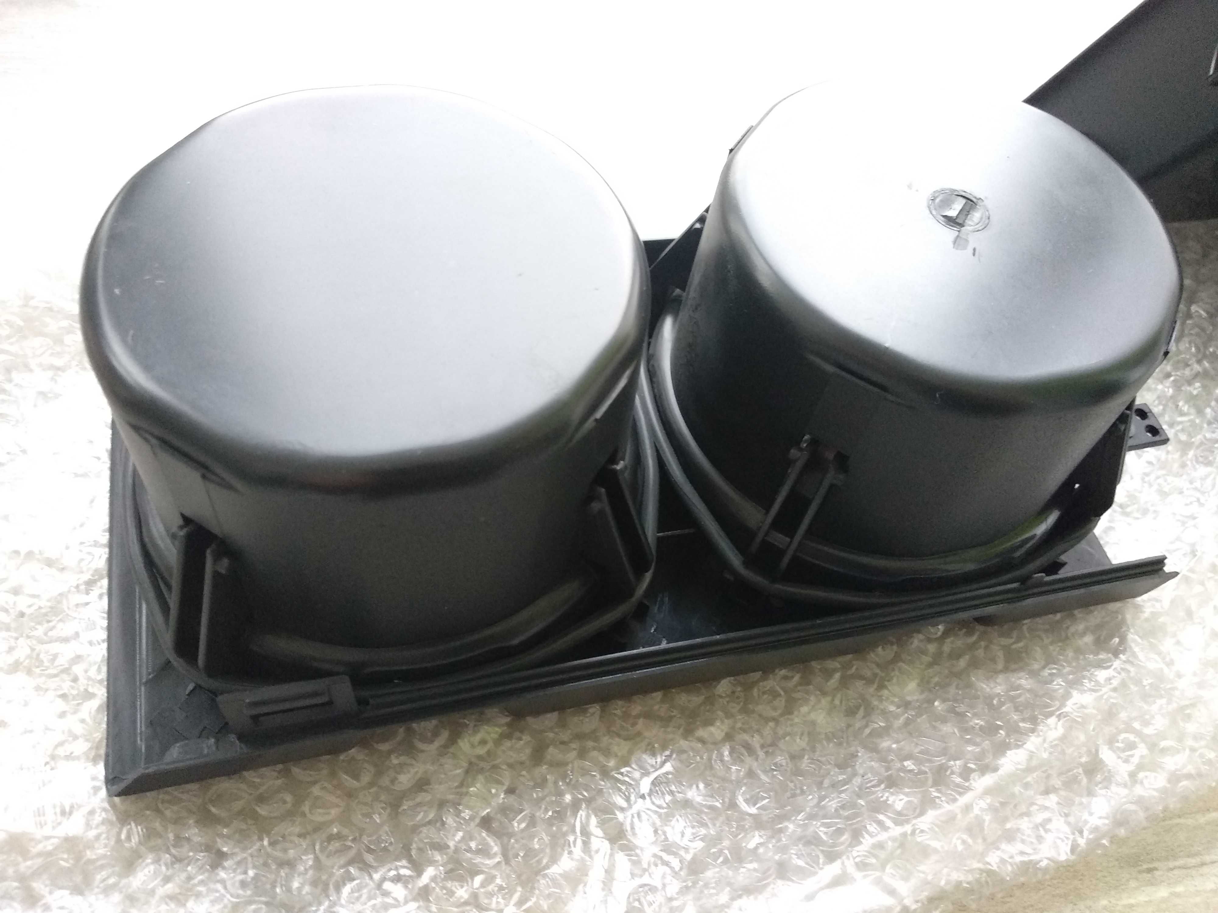 къпхолдър за БМВ Е46 с монетник cupholder bmw e46