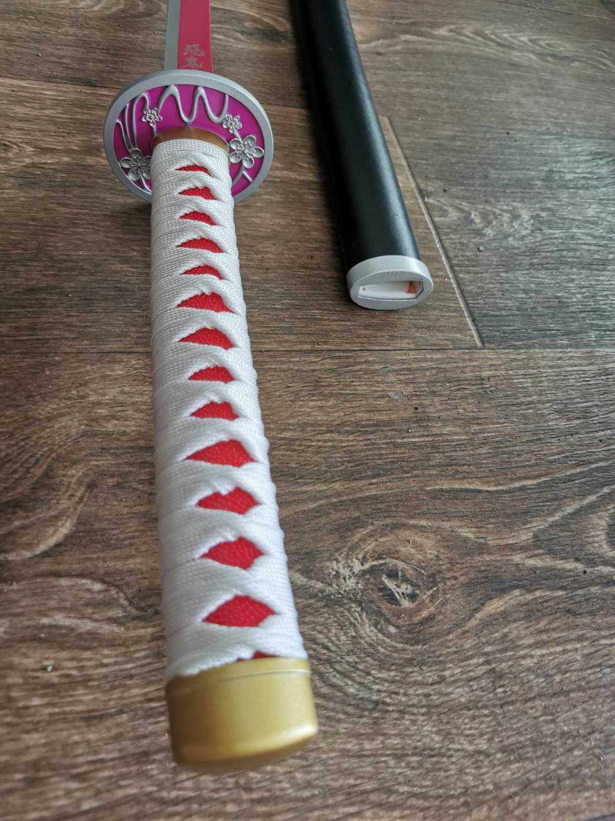 Demon Slayer Kimetsu no Yaiba Kanao Tsuyuri Katana Катана МЕТАЛНА