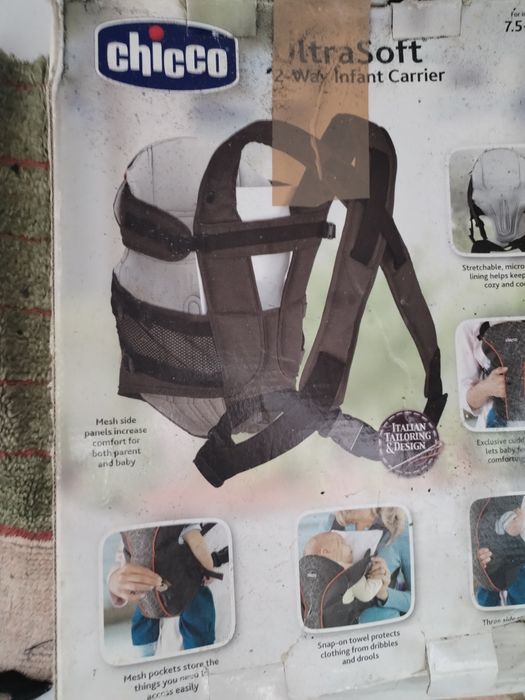 Vând marsupii Chicco