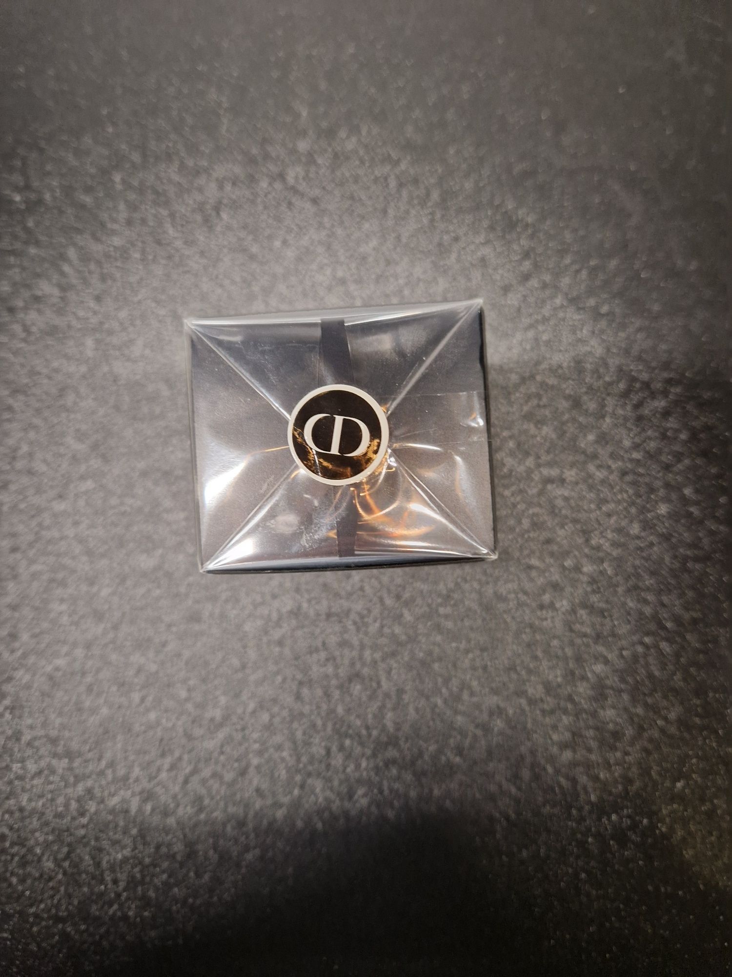 Dior Sauvage EDP sigilat