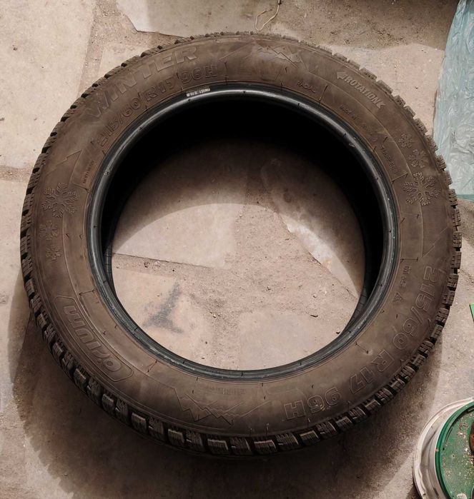 Продавам 2 бр сръбски зимни гуми