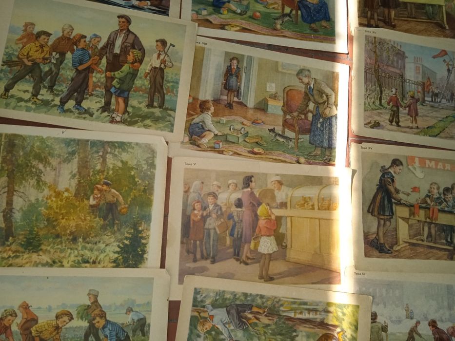 1965 год Альбом 100шт сюжетных картинок для  развития любимых детей