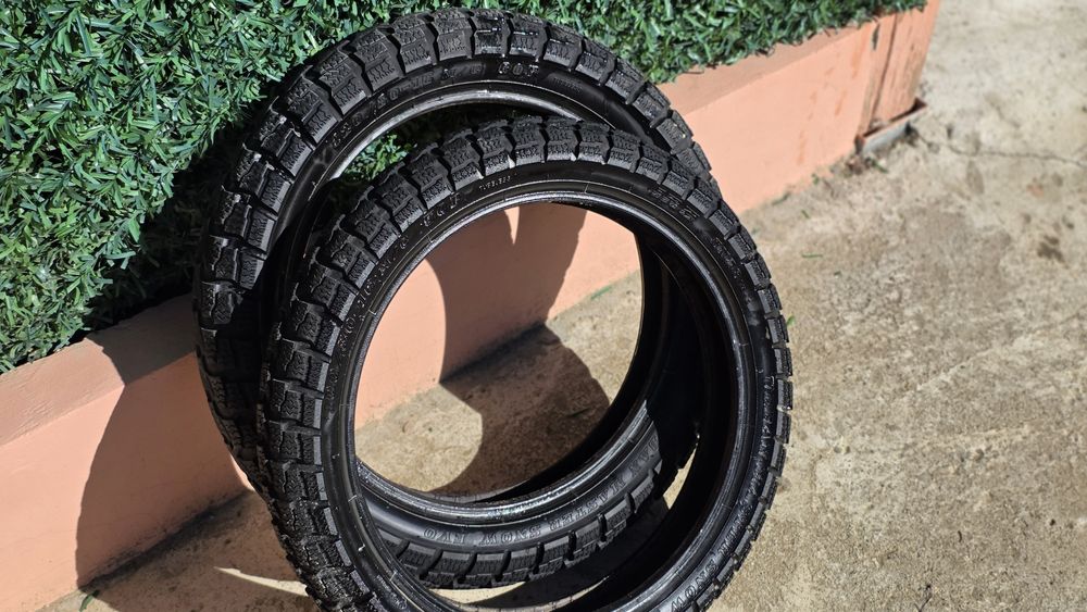 Гуми за мотор (скутер)