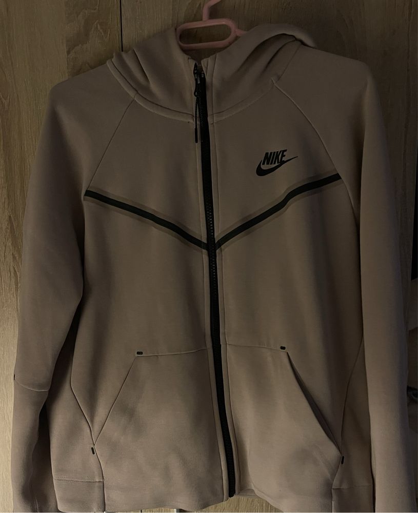 Nike tech fleece