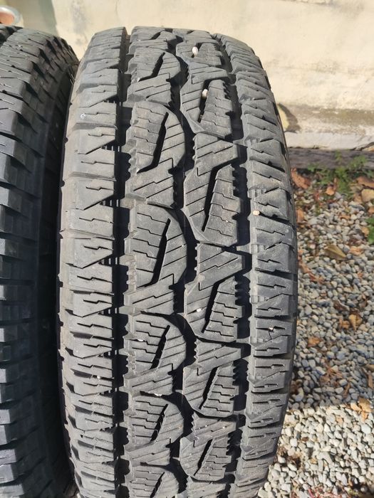 275/70/18 Bridgestone Dueler A/T