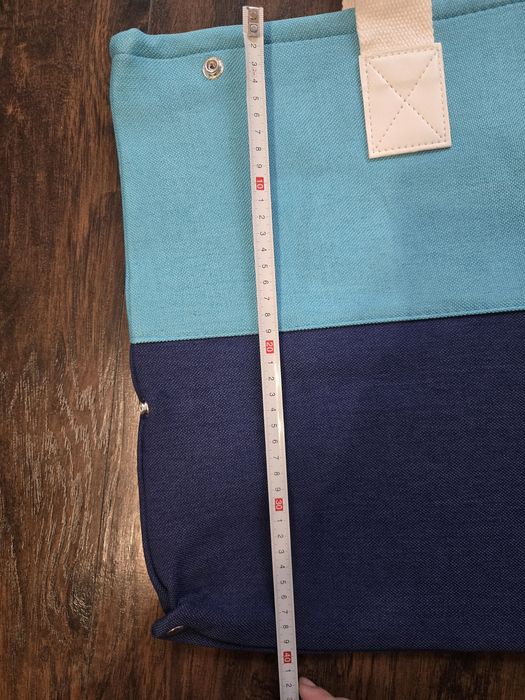 Geanta plaja noua cu eticheta Baldinini