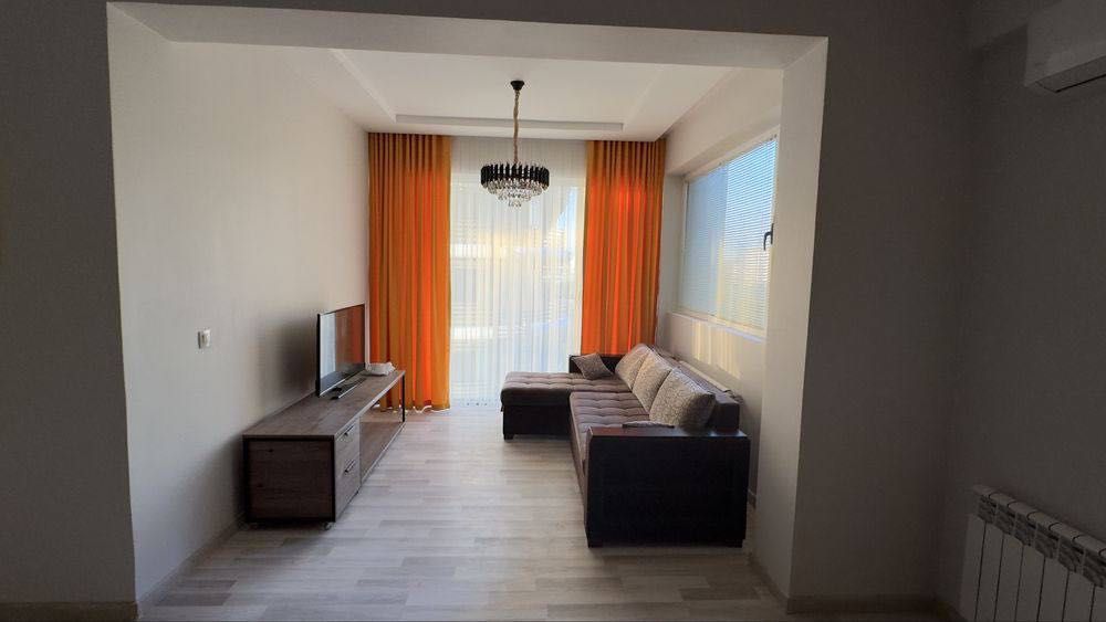 Zarafshon City Продается 4 комнатная квартира ремонт ул.Бобура