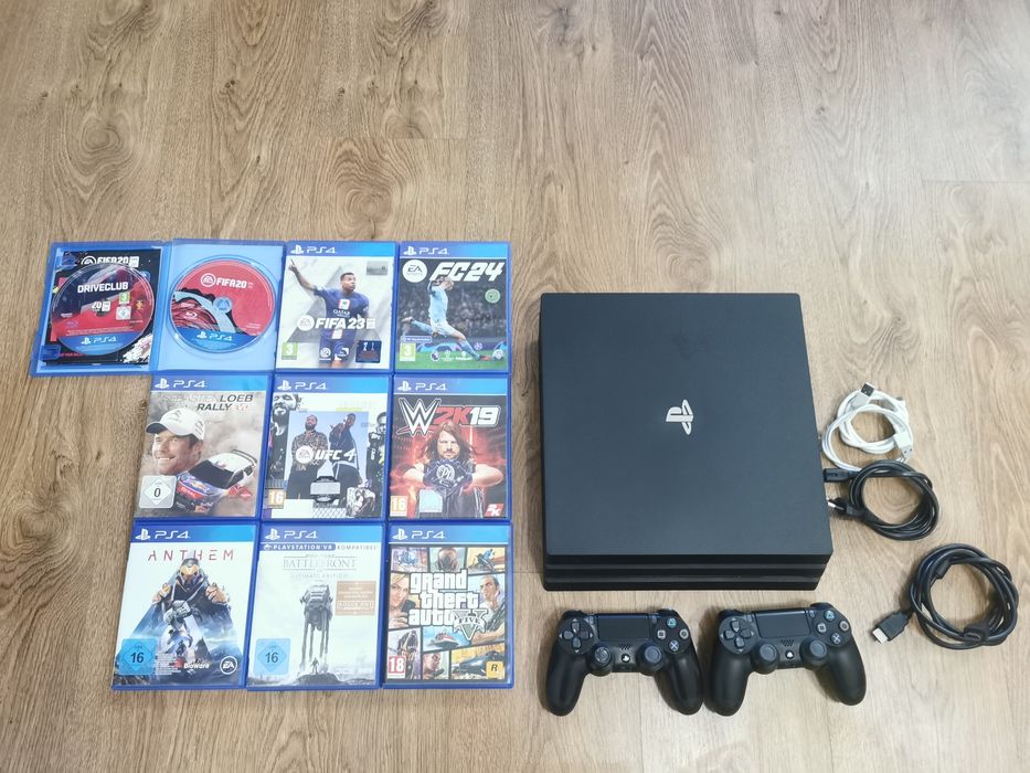 Playstation 4 Ps4 Pro cu pachet de 10 jocuri