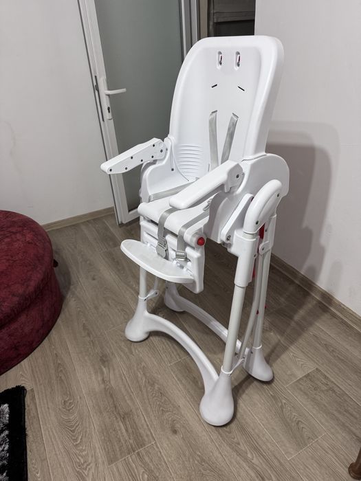 Scun de mancat bebe