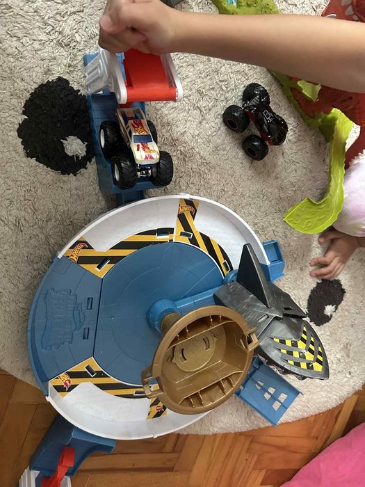 Писта Hotwheels .