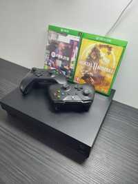 Xbox One X, 1 TB 4k + 2 manete + 2 jocuri