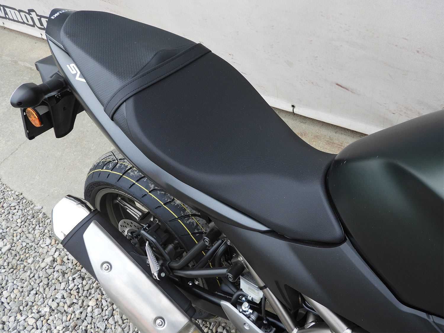 Motocicleta Suzuki SV650 ABS M5 | Rate | Leasing