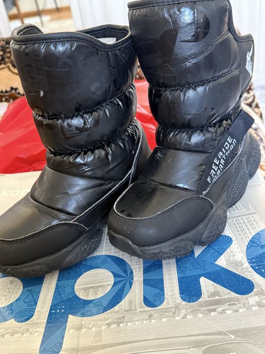 Продам детский обувь