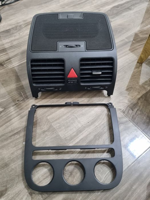 Consola bord centrala completa cu grile aer Golf 5 Jetta
