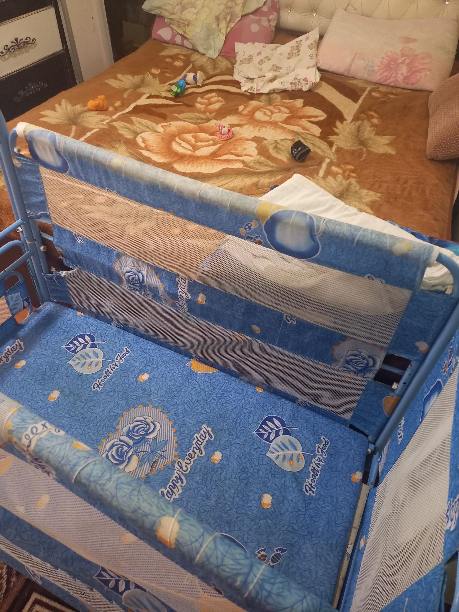 Кровать  детская