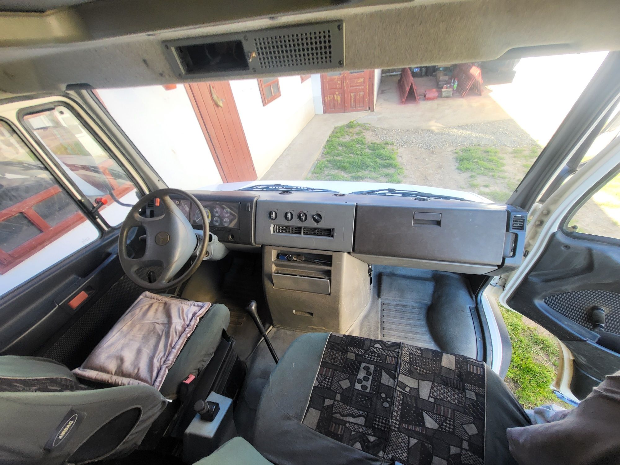 De vânzare: Mercedes Vario