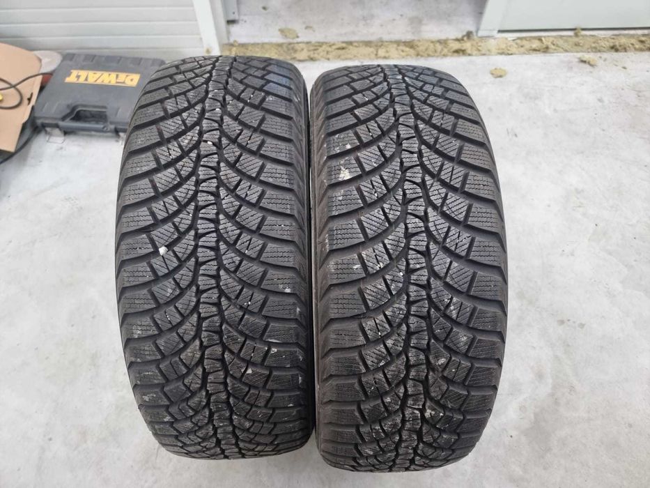 2 Anvelope IARNA NOI 225.50.17 "Kumho"