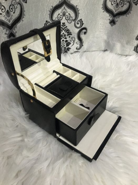 Casete vintage piele bijuterii