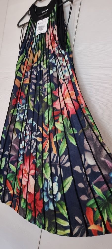 Rochie Desigual XL nouă