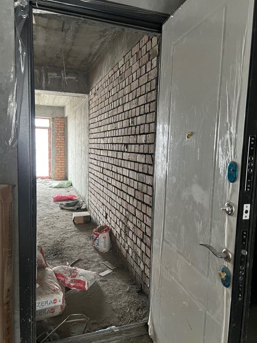 Продается,Яшнабад.Свая.Кадастр на дом есть.