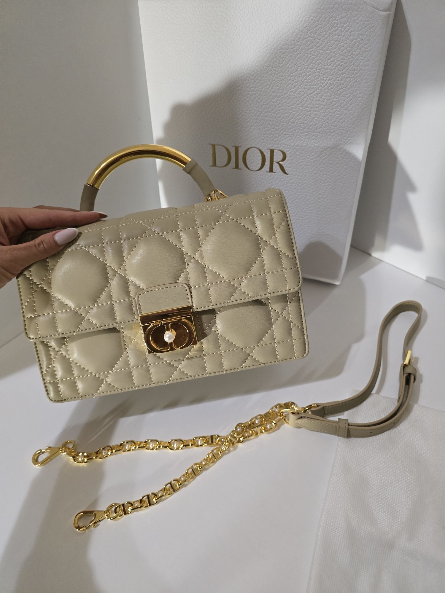 Налична чанта Christian Dior
