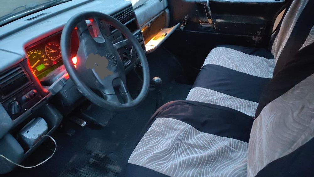 Vw t5, t4, Basculabil 3 părți