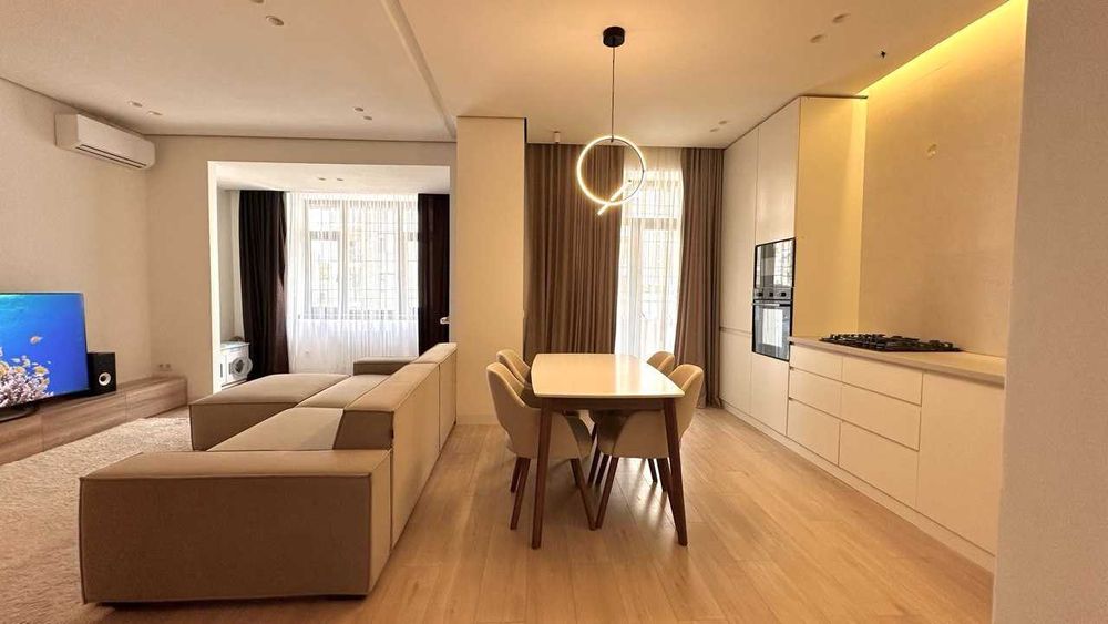 Срочно!Сдается Квартира 3/4/9 Ор-р Цум! 126*