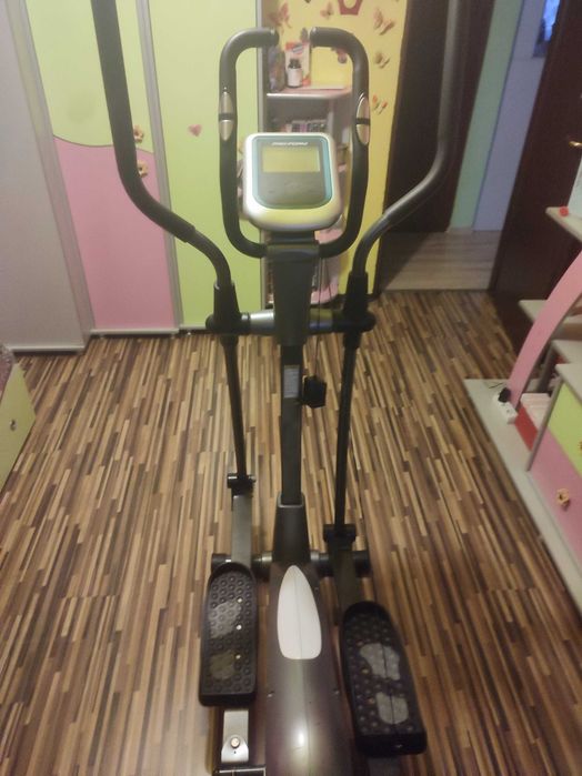 Bicicletă eliptică electrică PRO-FORM