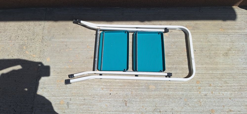 Vând scara utilitara pentru orice lucru care doriți sa faceți în casa.