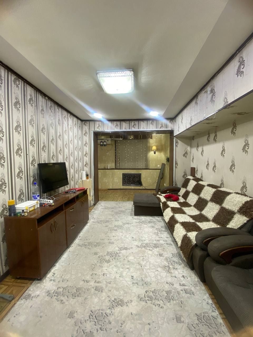 2 ком. Чиланзар-22. Аренда.