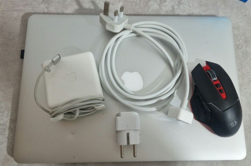 macbook apple retina 15