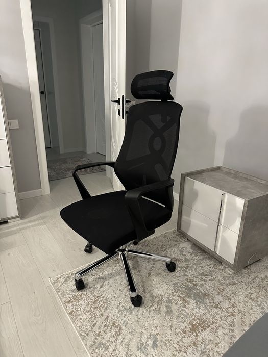 Компьютерное кресло