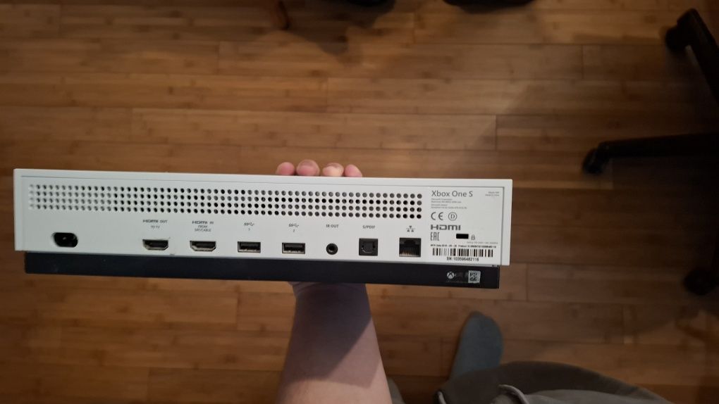 Xbox one s 1tb..
