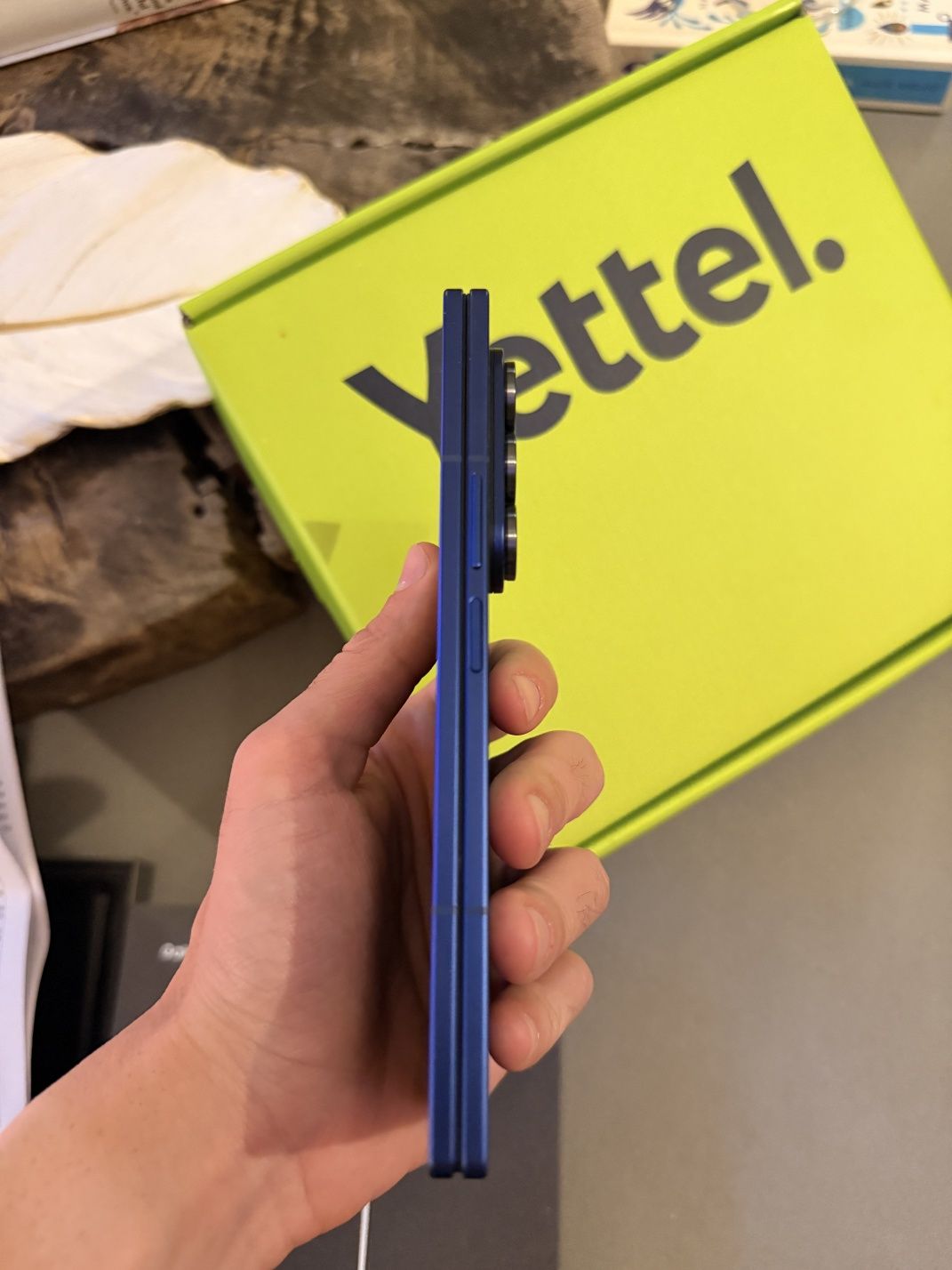 Здравейте,продавам чисто нов Samsung Fold 7 256гб !