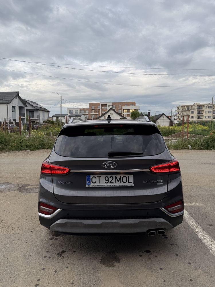 Hyundai Santa FE 4 an fabricatie 2021 impecabil