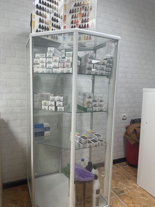 Продам стеклянную полку