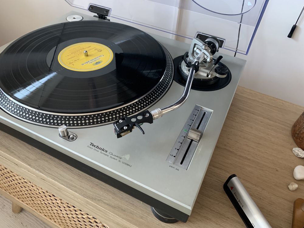 Technics Professional SL 1200 MK2 - Direct Drive Pick Up