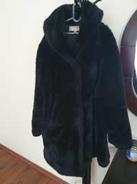Черно палто М размер