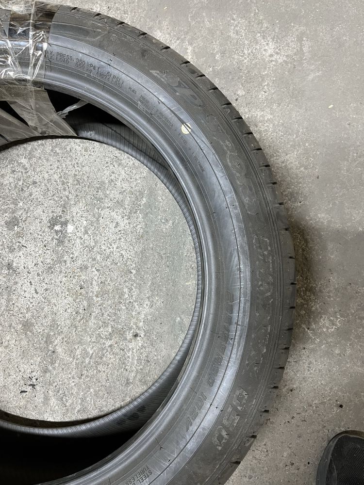 Продам шину DUNLOP